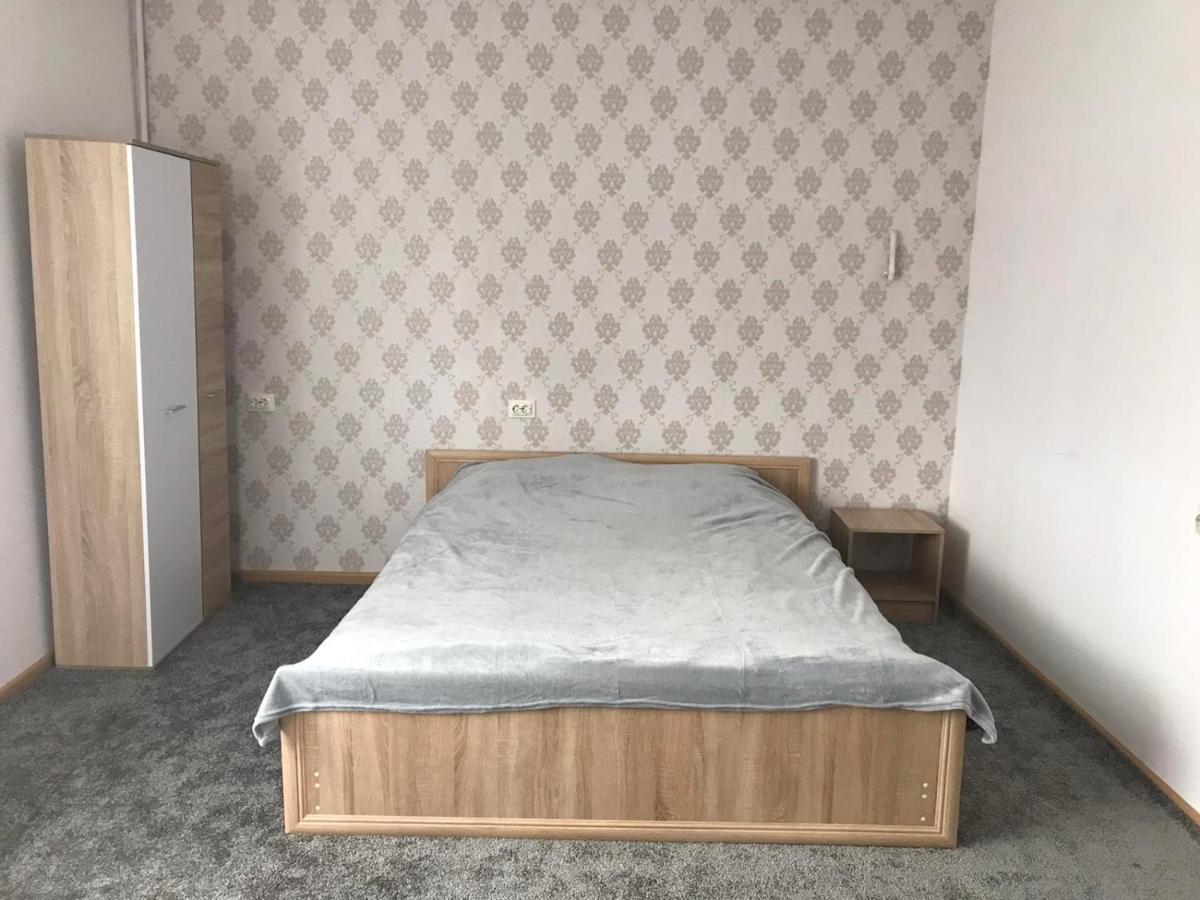 Apartment On Grushevskogo Kalush Exteriör bild